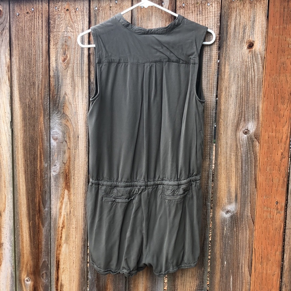 Romper - Picture 4 of 5